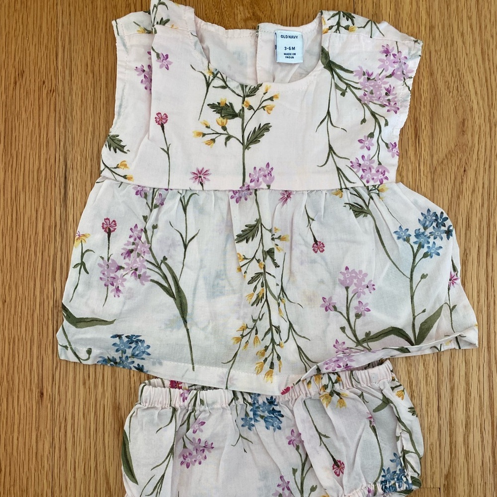Old Navy Floral Diaper Cover Set - Multicolor